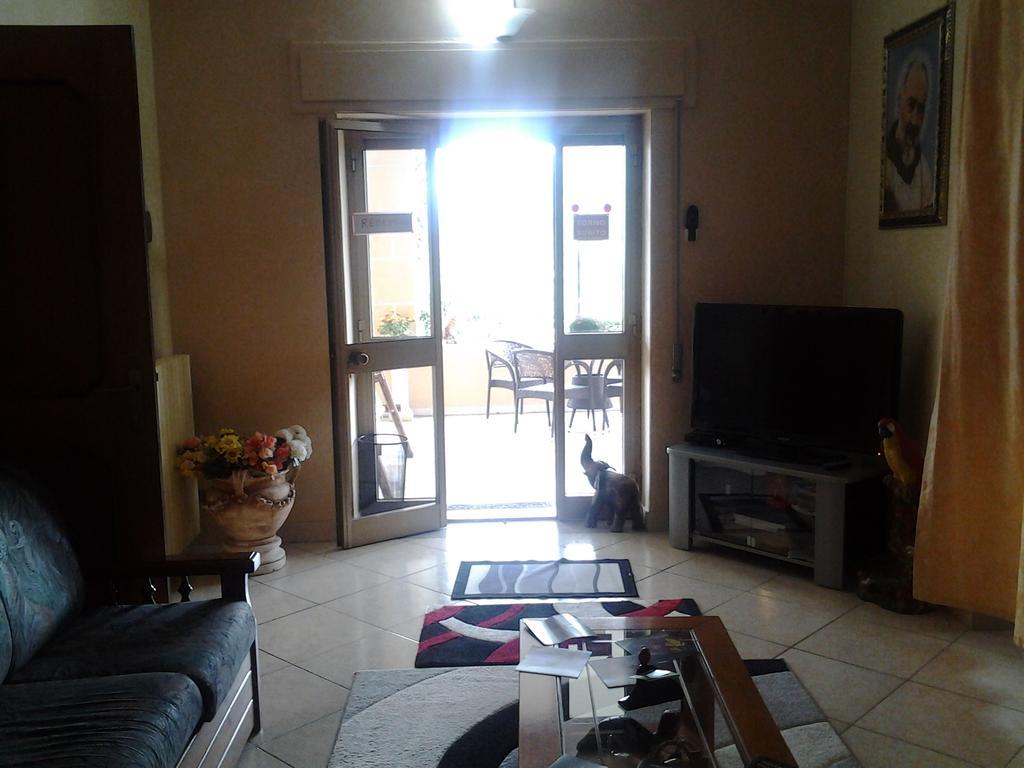 B&B Da Pietro Calascibetta エクステリア 写真