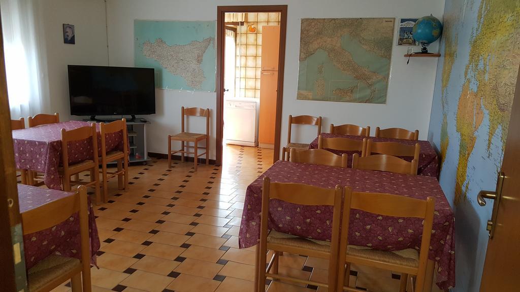 B&B Da Pietro Calascibetta エクステリア 写真