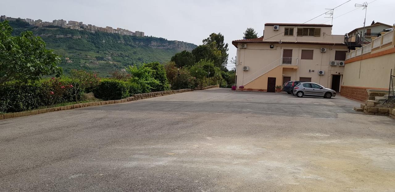 B&B Da Pietro Calascibetta エクステリア 写真